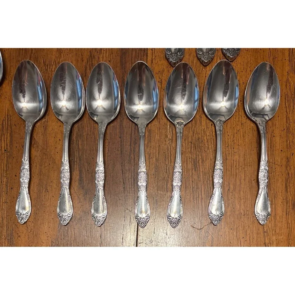 21-Piece Northland Oneida‎ Carolina Pattern Stainless Flatware Set